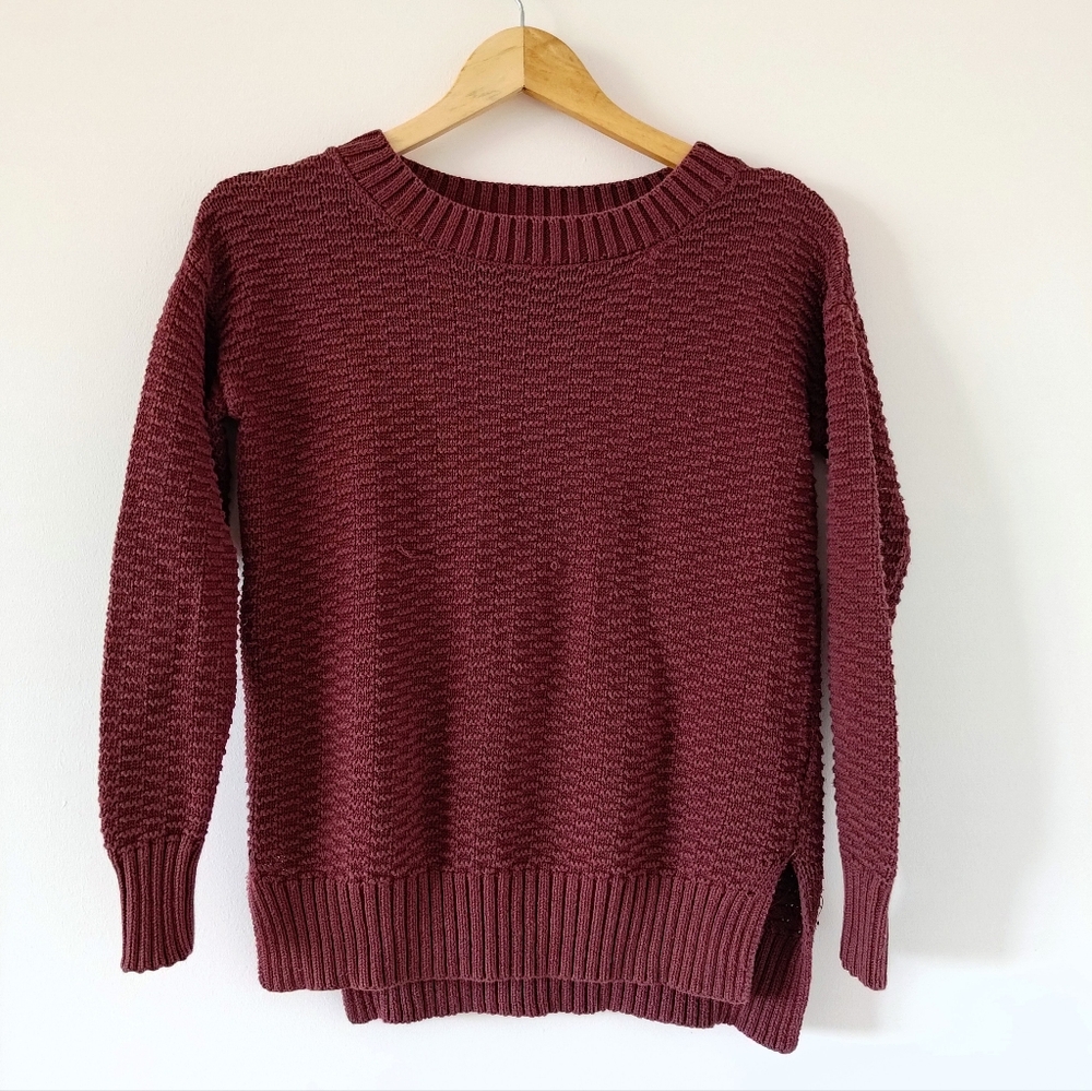 Burgundy maroon knit cotton sweater size xs